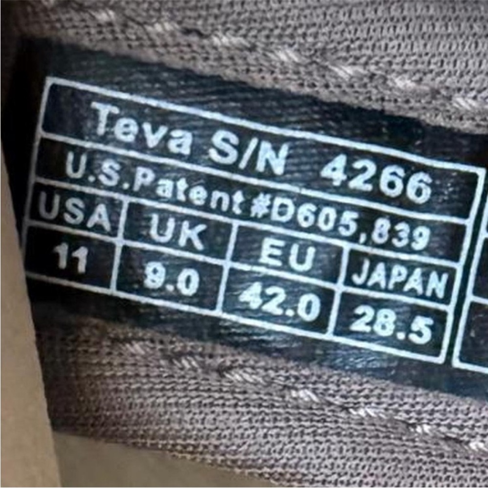 Teva Tirra Beige and Coral Strappy Hiking Outdoor Sandals - Picture 5 of 5